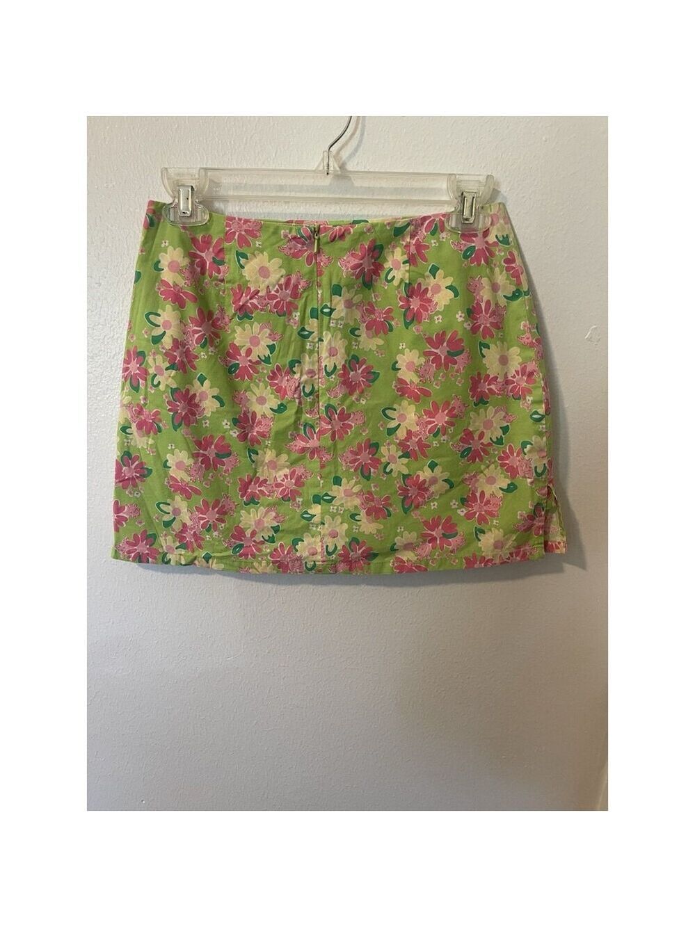 Lilly Pulitzer Floral & Rhino Print Women’s Mini Skirt W/Shorts Size 4P Skort - Picture 5 of 11